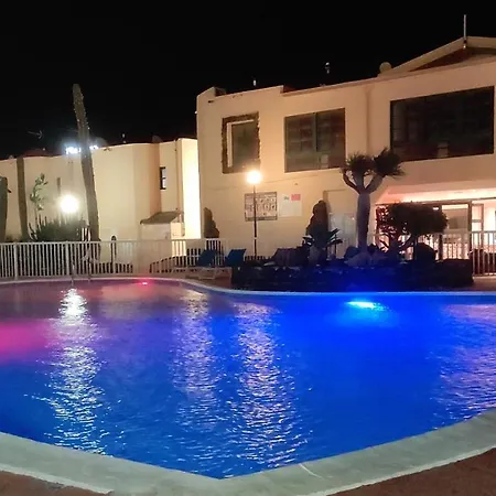 בית נופש Castillo Mar 95 *